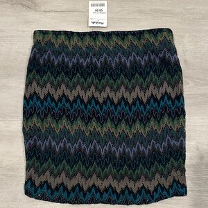 NWT Multicolor Zigzag Pencil Skirt Size M